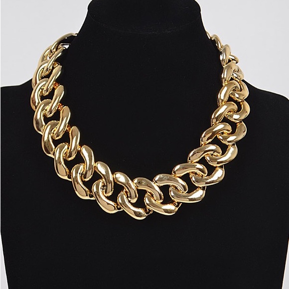 Oversized Chunky Chain Collar Statement Necklace - Picture 5 of 5